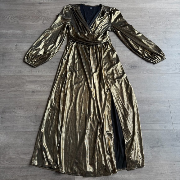 SHEIN Dresses & Skirts - SHEIN - Elegant Gold Long Sleeve Dress - size medium - EUC